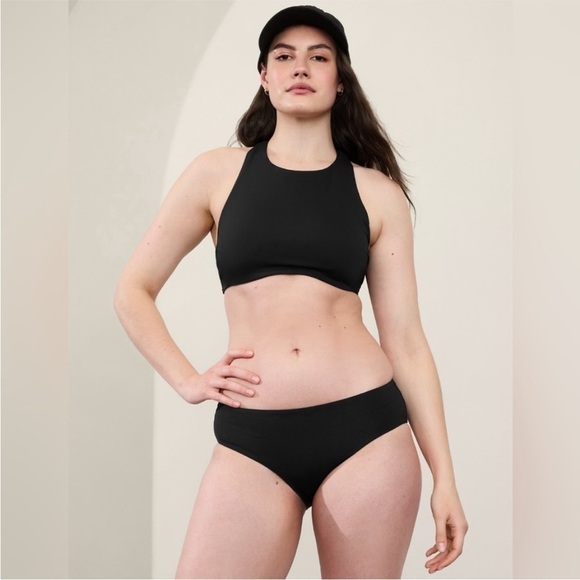 NWT! Athleta Black Maldives Bra Cup Bikini Top - Multiple Sizes🩵 - Picture 2 of 14